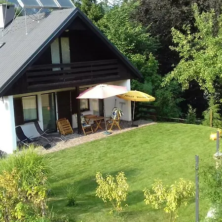House Ferienhaus *