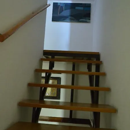 House Počitniška hiša *